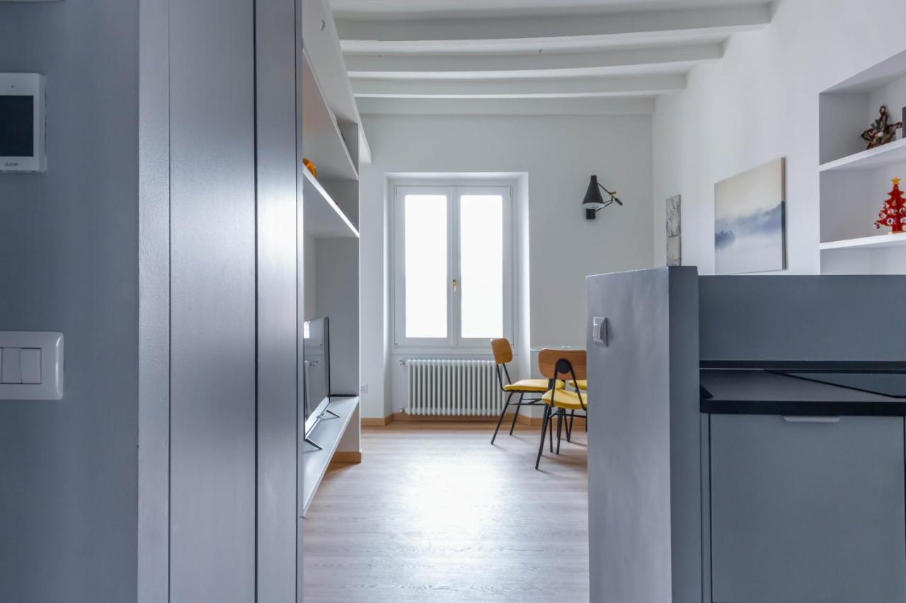 Apartamento Easylife - Accogliente E Moderno Bilocale In Zona Navigli Milán Exterior foto
